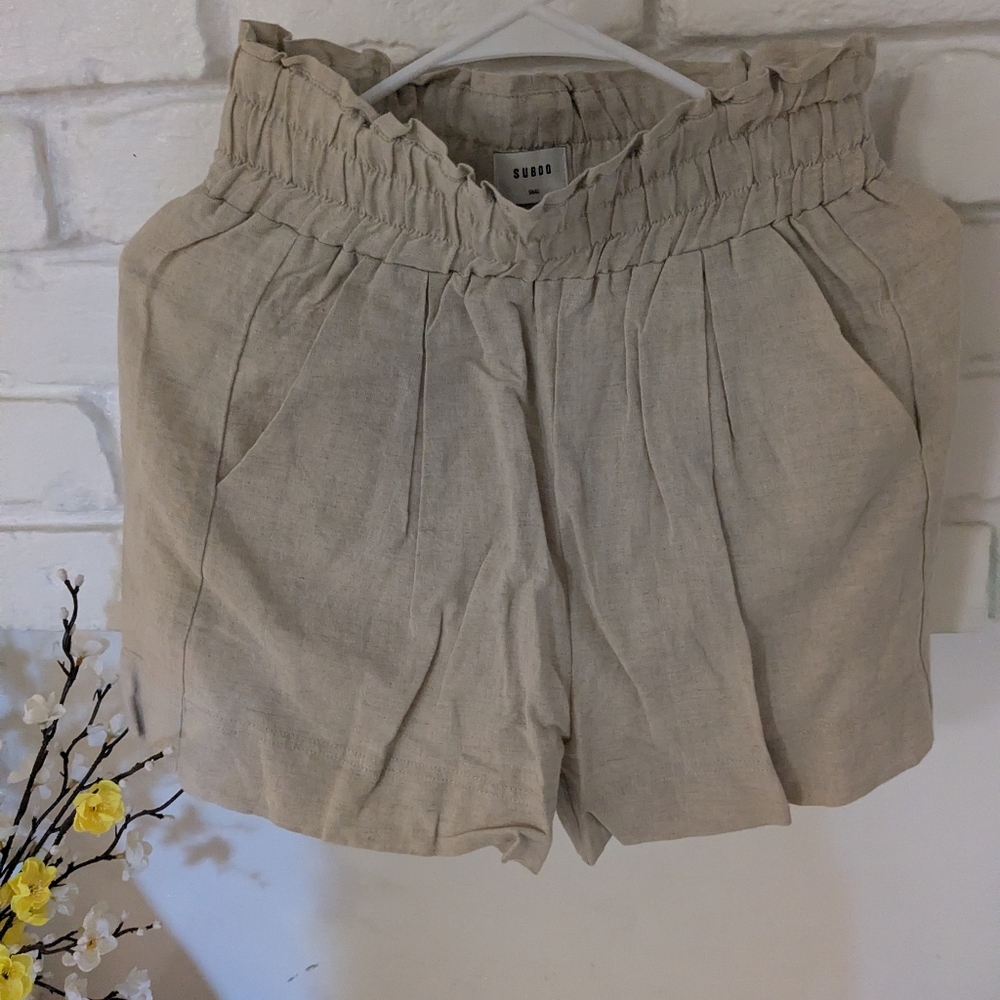 Suboo Beige Ruched Skirt My Consignment - Picture 2 of 6